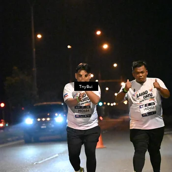 Runner Photo 7650113