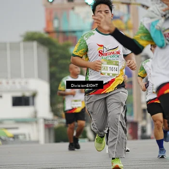 Runner Photo 7650117