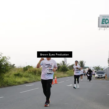 Runner Photo 7650127