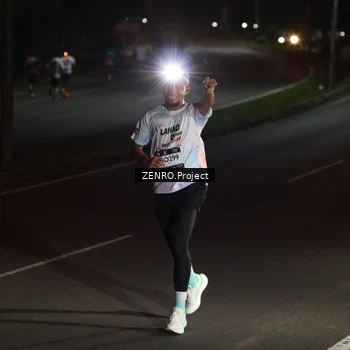 Runner Photo 7650129