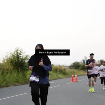 Runner Photo 7650133