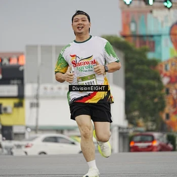 Runner Photo 7650139