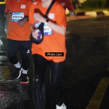 Runner Photo 7650143