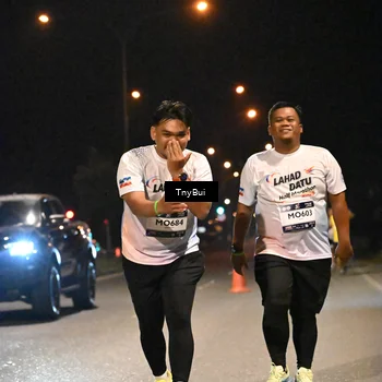 Runner Photo 7650145