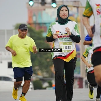 Runner Photo 7650151