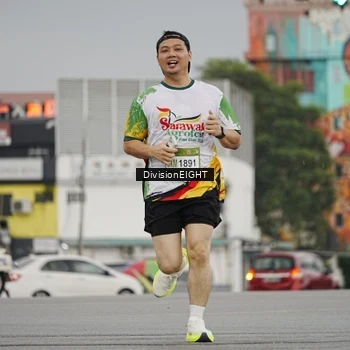 Runner Photo 7650159