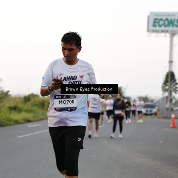 Runner Photo 7650161