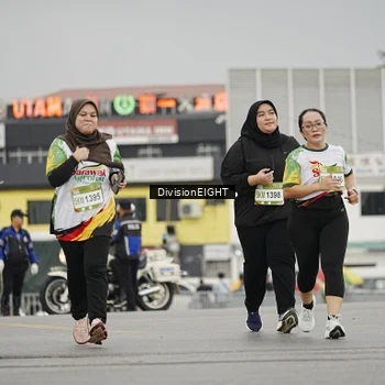 Runner Photo 7650169
