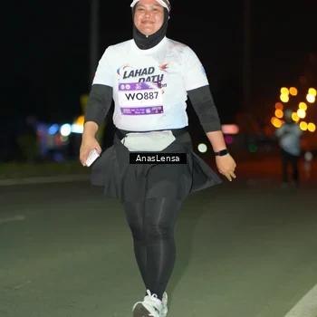 Runner Photo 7650173