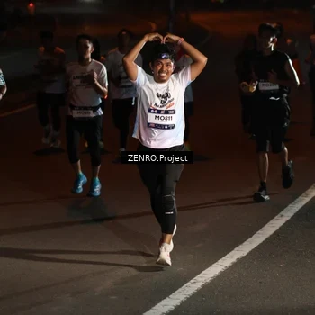 Runner Photo 7650194