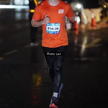 Runner Photo 7650205