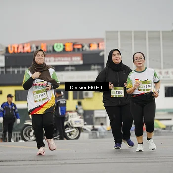Runner Photo 7650207