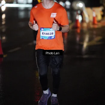 Runner Photo 7650209