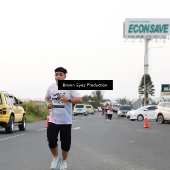 Runner Photo 7650230