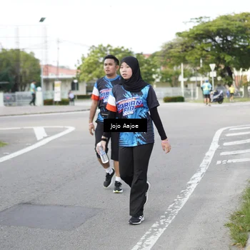 Runner Photo 7650236