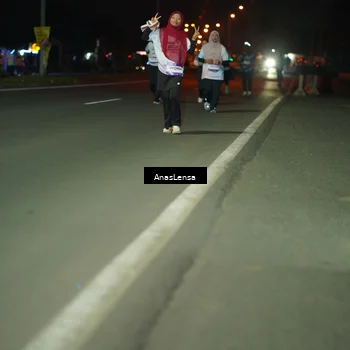 Runner Photo 7650244