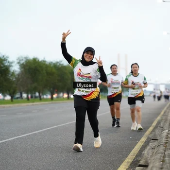 Runner Photo 7650245