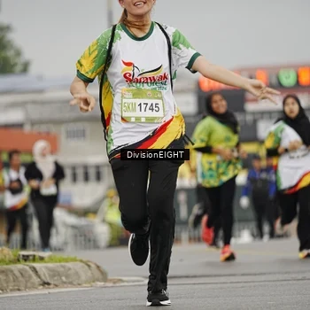 Runner Photo 7650283