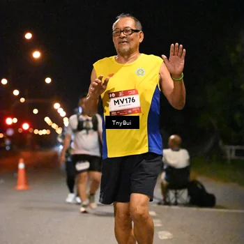 Runner Photo 7650292