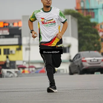 Runner Photo 7650301