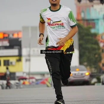 Runner Photo 7650309