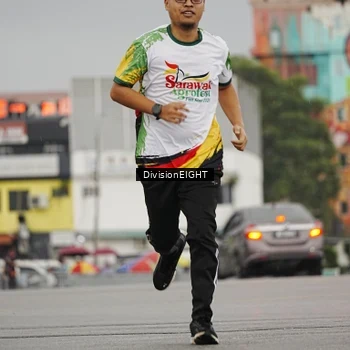Runner Photo 7650310