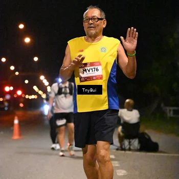 Runner Photo 7650317