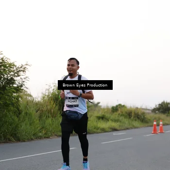 Runner Photo 7650318
