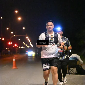 Runner Photo 7650323