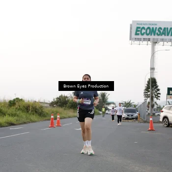 Runner Photo 7650328