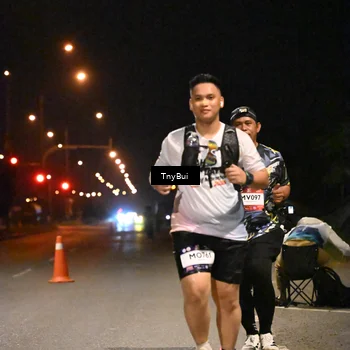 Runner Photo 7650338