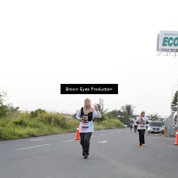 Runner Photo 7650384