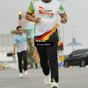 Runner Photo 7650420