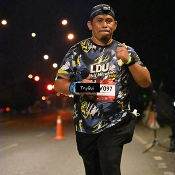 Runner Photo 7650425