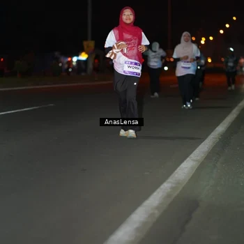 Runner Photo 7650426