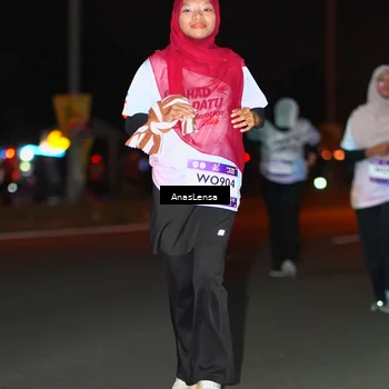 Runner Photo 7650428