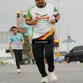 Runner Photo 7650430