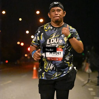 Runner Photo 7650434