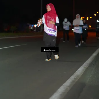 Runner Photo 7650435