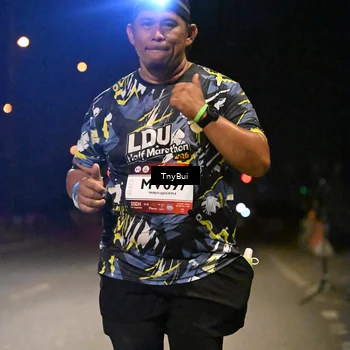 Runner Photo 7650446