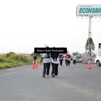 Runner Photo 7650448