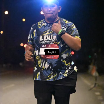 Runner Photo 7650453