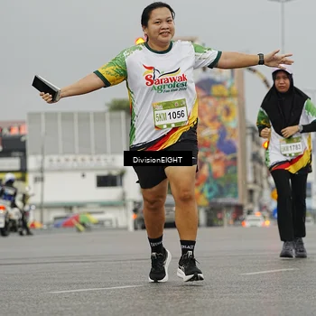 Runner Photo 7650458
