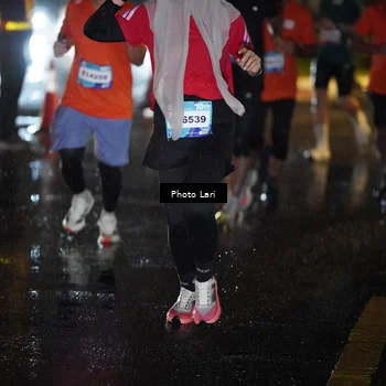 Runner Photo 7650485