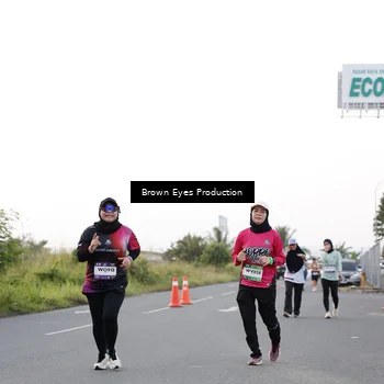 Runner Photo 7650492