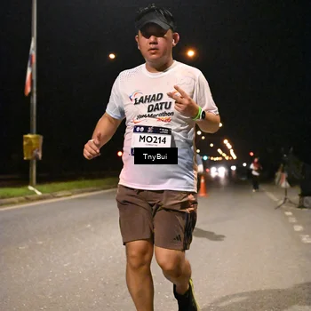 Runner Photo 7650504