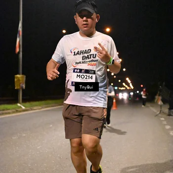 Runner Photo 7650507