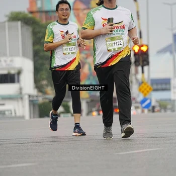 Runner Photo 7650517