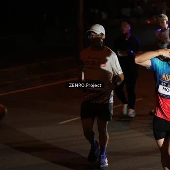 Runner Photo 7650520