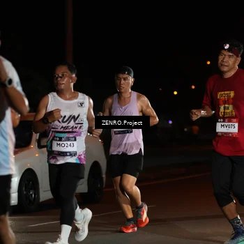 Runner Photo 7650521